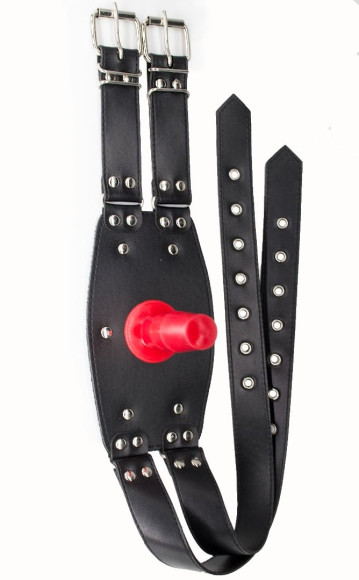 Черный узкий пояс на бедро с телесной насадкой Черный узкий пояс на бедро с телесной насадкой