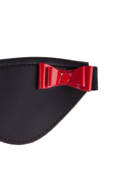 Маска на глаза с декоративным красным бантом Маска на глаза с декоративным красным бантом