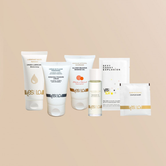 Набор YESforLOV La Trousse Enchantée в бежевой косметичке Набор YESforLOV La Trousse Enchantée в бежевой косметичке