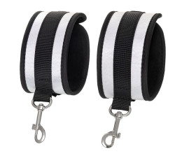 Серебристо-черные наручники Anonymo Серебристо-черные наручники Anonymo