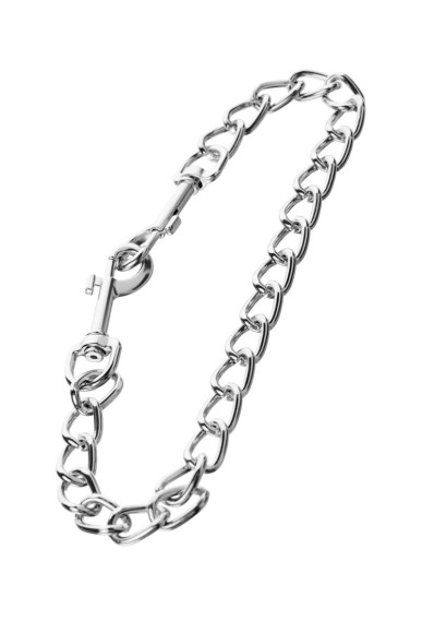 Серебристая соединительная цепочка с двумя карабинами Серебристая соединительная цепочка с двумя карабинами