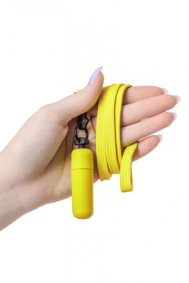 Желтая вибропуля на ремешке - 5,5 см. Желтая вибропуля на ремешке - 5,5 см.