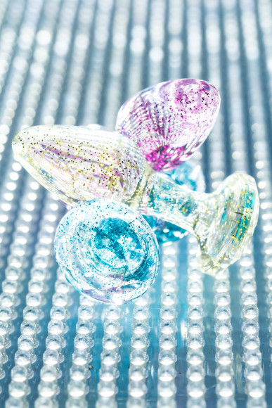 Золотистая акриловая анальная втулка - 8 см. Золотистая акриловая анальная втулка - 8 см.