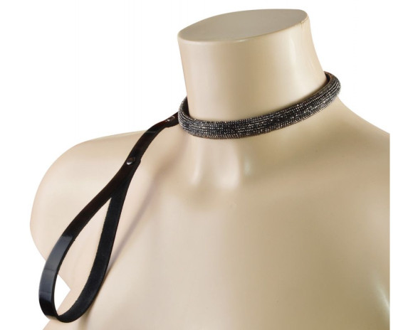Эффектный сверкающий ошейник с поводком Гламур Эффектный сверкающий ошейник с поводком Гламур