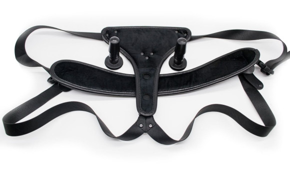 Вибрострапон Woman Midi с вагинальной пробкой - 22 см. Вибрострапон Woman Midi с вагинальной пробкой - 22 см.