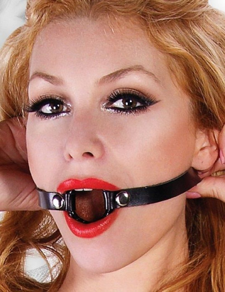 Чёрный кляп с кольцом Чёрный кляп с кольцом