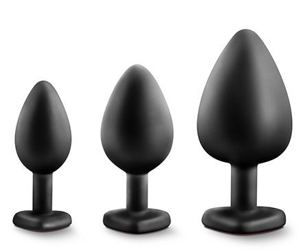 Набор черных анальных пробок с красным кристаллом-сердечком Bling Plugs Training Kit Набор черных анальных пробок с красным кристаллом-сердечком Bling Plugs Training Kit