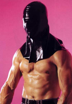 Латексный шлем универсального размера Латексный шлем универсального размера