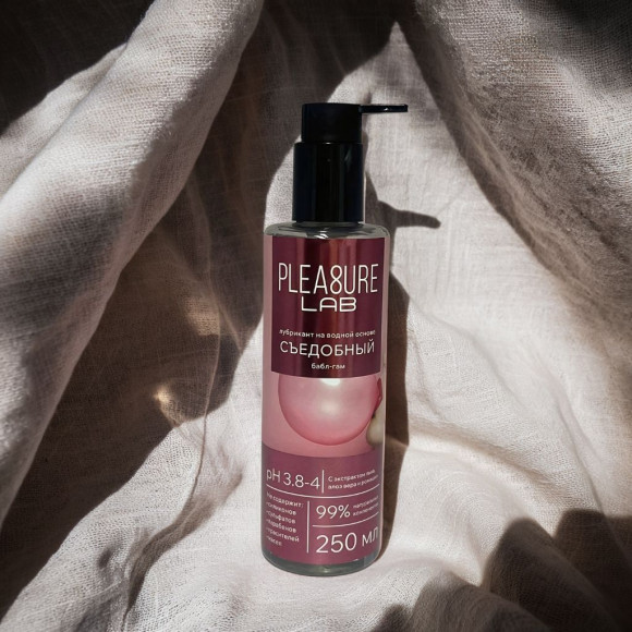 Лубрикант на водной основе Pleasure Lab с ароматом бабл-гам - 250 мл.